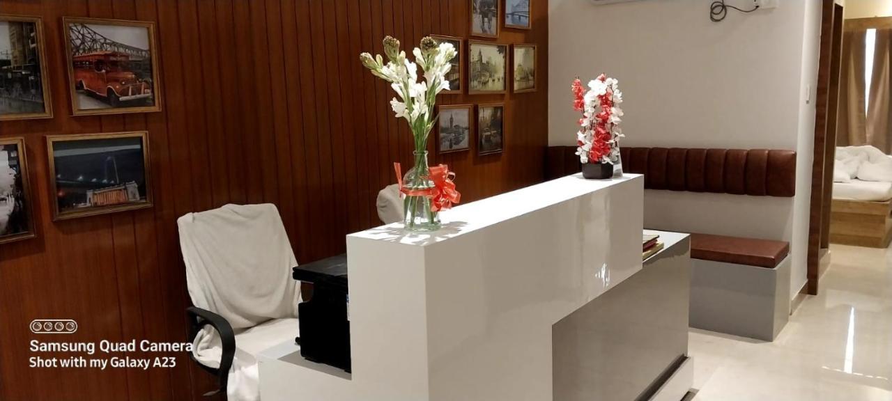 La Cresta Inn โกลกาตา ภายนอก รูปภาพ