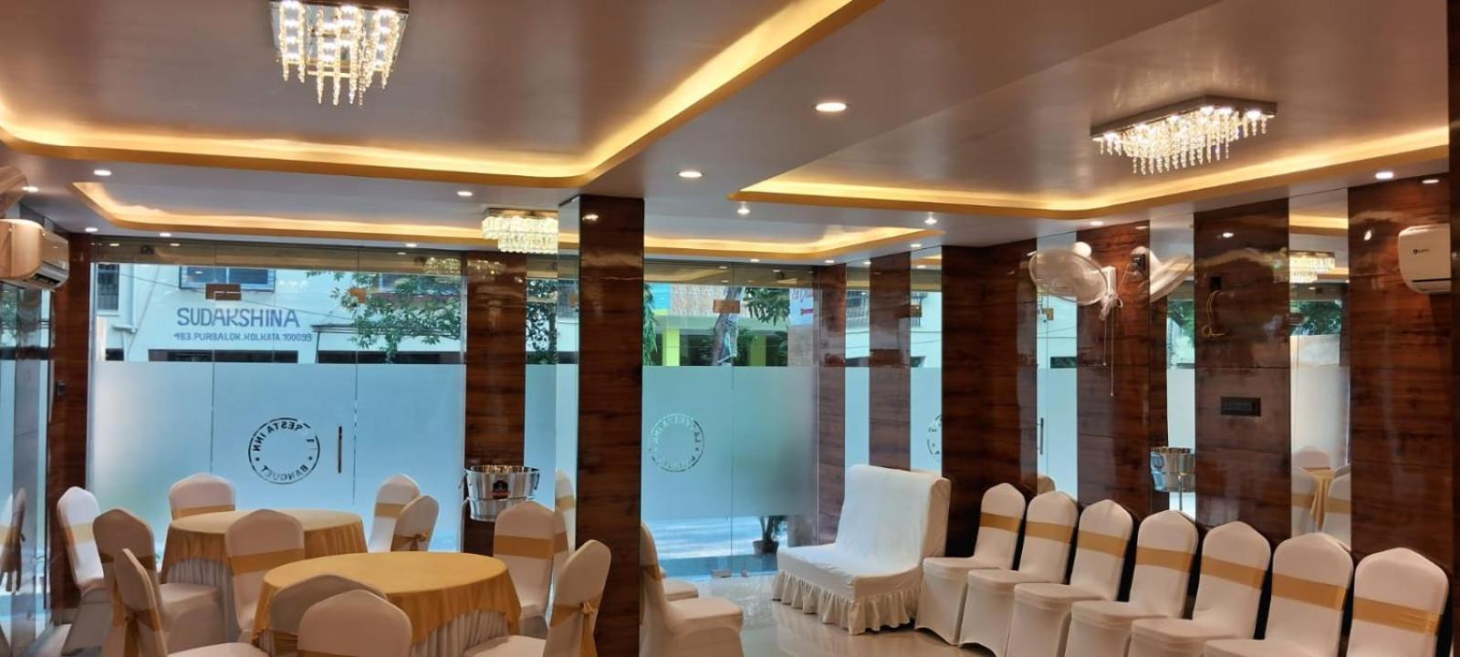 La Cresta Inn โกลกาตา ภายนอก รูปภาพ