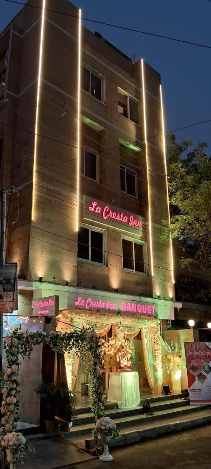 La Cresta Inn โกลกาตา ภายนอก รูปภาพ