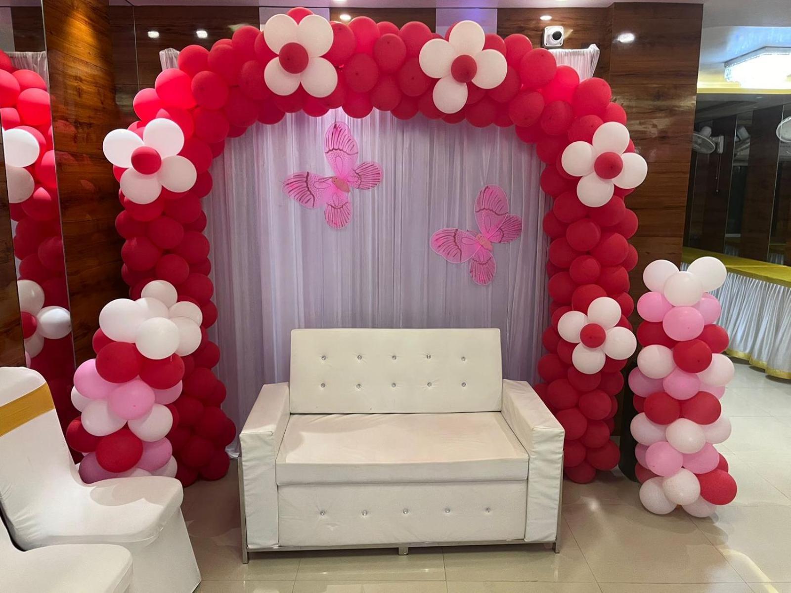 La Cresta Inn โกลกาตา ภายนอก รูปภาพ